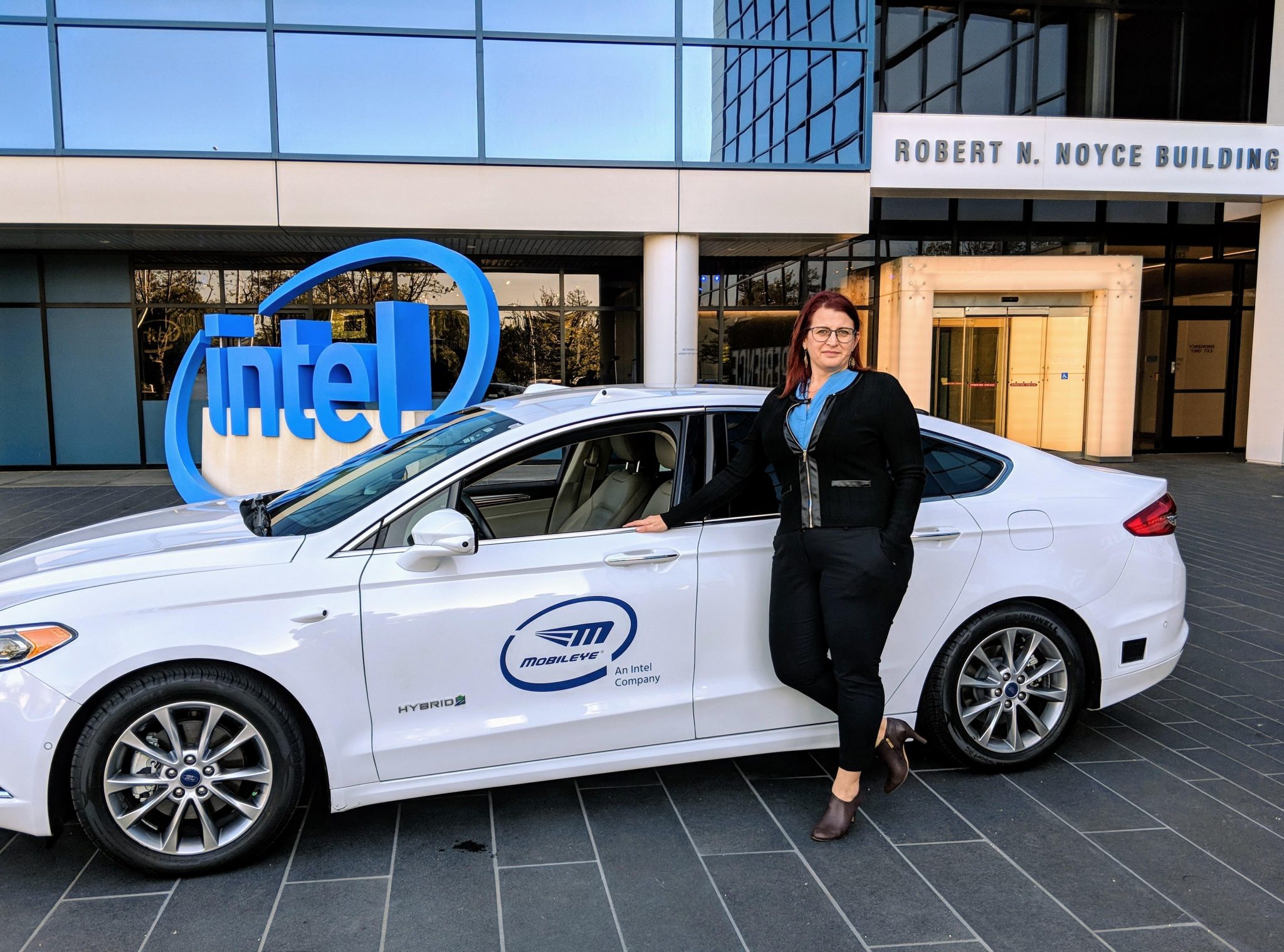 همکاری Waymo و Intel